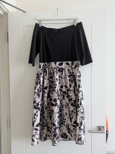Off-shoulder dress