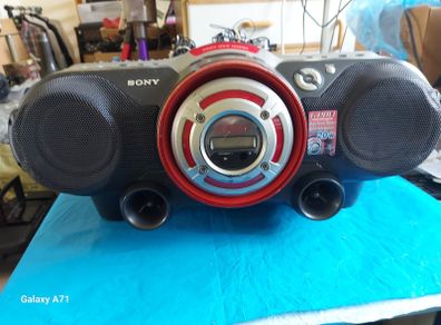 SONY CD Radio Cassette-Corder Model CFD-G500L in excellent condition,and all3 functions work well, CD-Radio-Tape