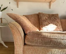 Large 2/3 seater cosy sofa