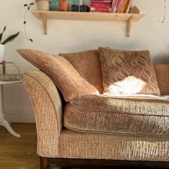 Large 2/3 seater cosy sofa