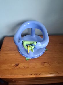 Baby bath seat
