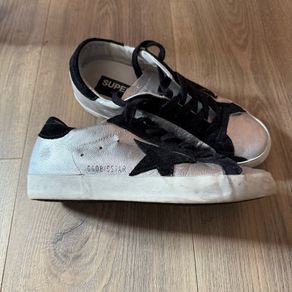Golden Goose Trainers - Size 3/36