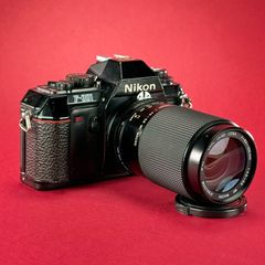 Nikon F301 and Carl Zeiss 80-200 MC Macro lens