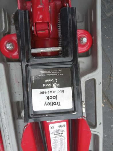 Auto-XS 2 Tonne Hydraulic Trolley Jack