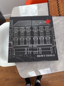 Browne Thomas advent gift box (empty)