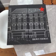 Browne Thomas advent gift box (empty)