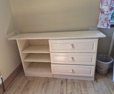 bedroom unit or TV unit