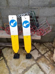 The Hazard Marker Flexible Delineator Bollard, Direction road sign