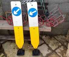 The Hazard Marker Flexible Delineator Bollard, Direction road sign