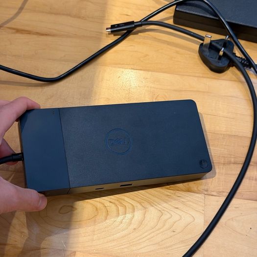 Dell WD19TBS Thunderbolt Dock, USB 3.1, Type-C, Display Port, HDMI, 6 USB Ports, Gigabit Ethernet, Thunderbolt 3, 180W