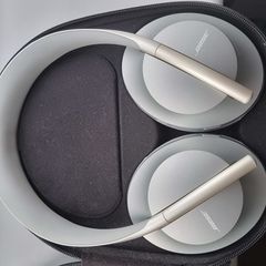 Bose Noise Cancelling Wireless Bluetooth Headphones 700 Silver