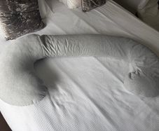 Pregnancy pillow