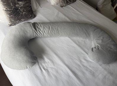 Pregnancy pillow