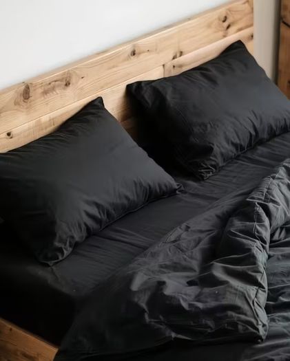Black Superking Bed Set with Zip