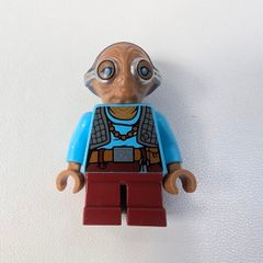 100% LEGO Star Wars Maz Kanata Minifigure,  The Force Awakens, Takodana sw0703