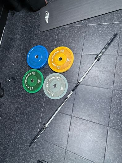 HIT FITNESS Olympic Barbell and 100kg Commercial Bumper Weight Plate Set