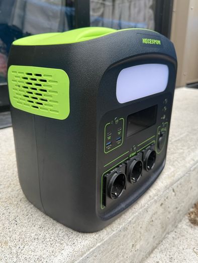 NECESPOW portable charger
