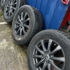 16" Alloy wheels with Dunlop tyres