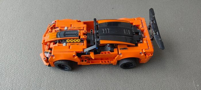 Lego Technic race car