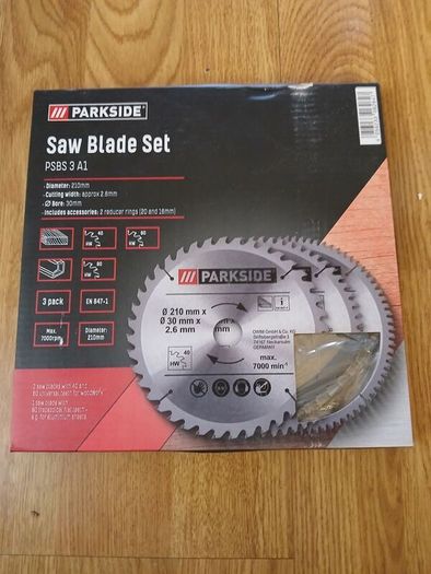 Spare saw blades.