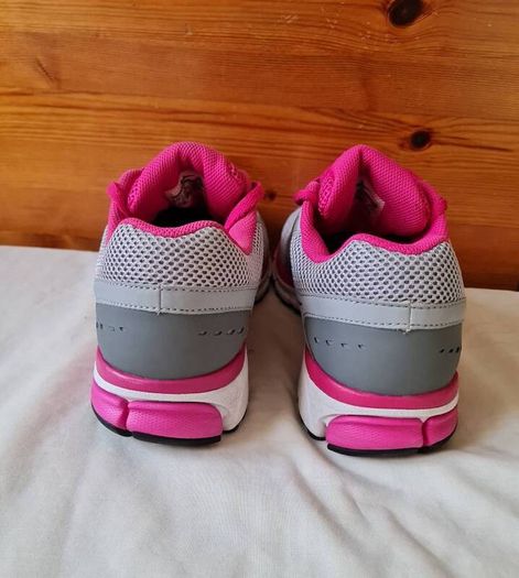 2012 Nike icarus Size 8 eu 42.5 pink/grey In excellent condition