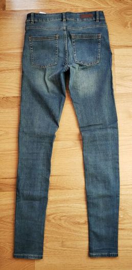 Women's bundle size 8/10