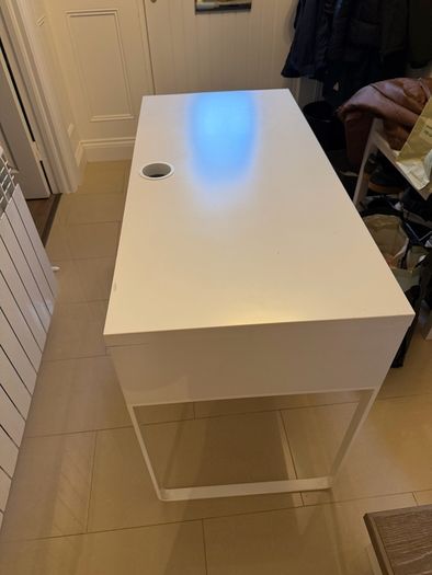 Desk IKEA Micke