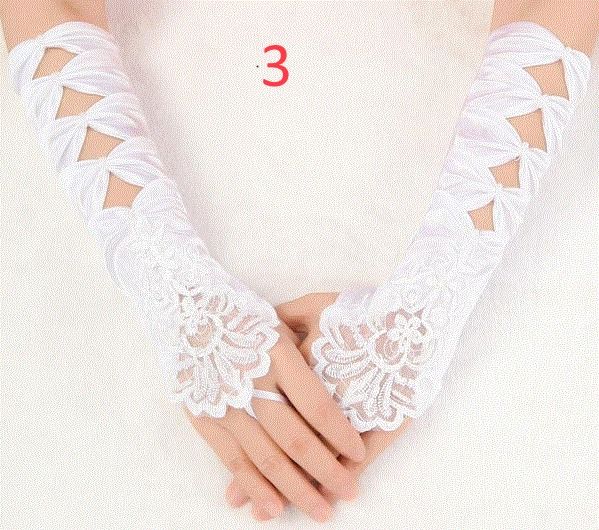 Brand New Wedding Bridal/Christening Gloves
