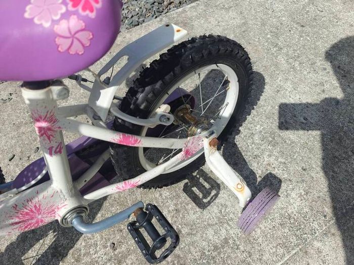 Girls bike