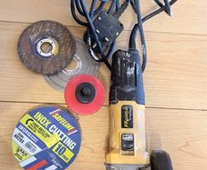 Dewalt Dwe4156-qs - Angle Grinder 900w 115mm