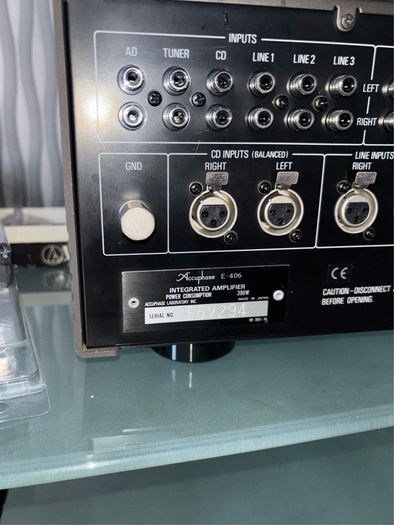 Accuphase E 406 integrated Amplifier