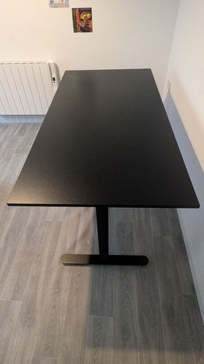 Large Surface Desk (pc/laptop using etc)