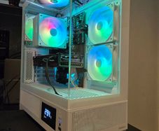 White Rgb Gaming Pc  Ryzen 5 5600 16gb Ram Rx 6700 10gb