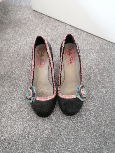 ruby shoo