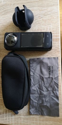 Insta360 X4