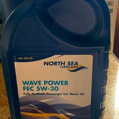 Engine oil Fully synthetic 5w30