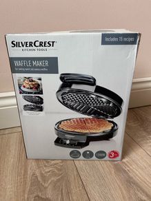 Waffle maker