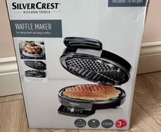 Waffle maker