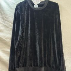 long-sleeve sweatshirt from Zara
