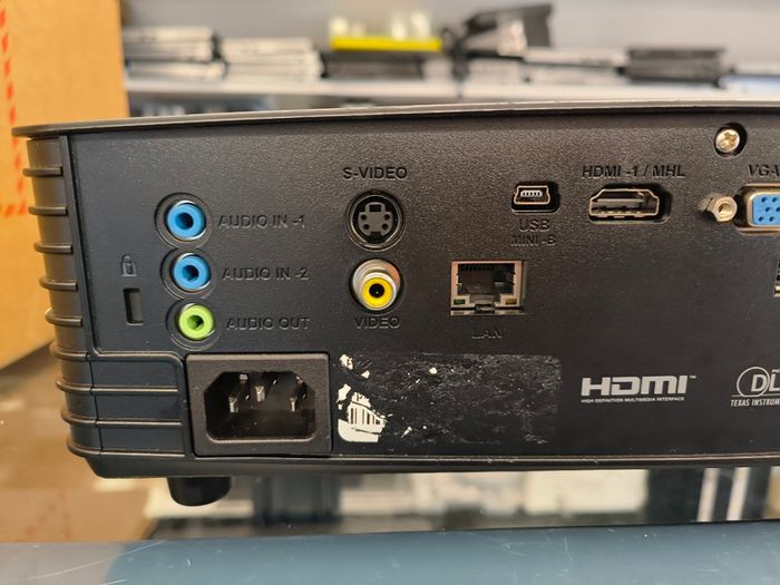 Acer P1285 3600 Lumens Desktop DLP Home Theater Projector 3D Ready (Lamp Hour Elapse: 23)