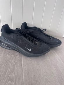 Nike runners