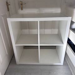 White Kallax in very good condition