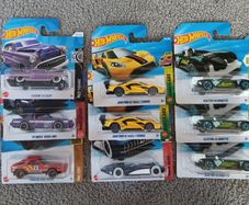 Hot wheels treasure hunt toy cars