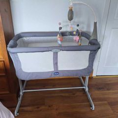 Chicco Bedside Crib