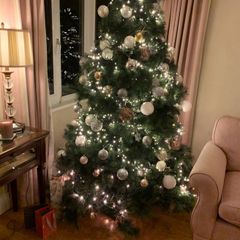 Artificial christmas tree