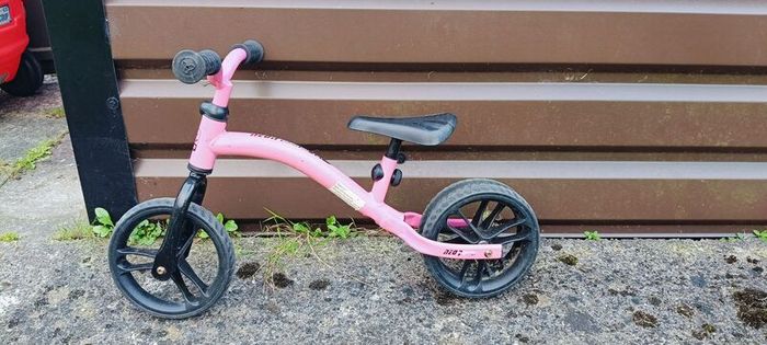 Children's balance bike
