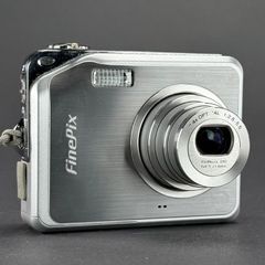 Fujifilm FinePix V10 Gun Metallic 5.1 MP Digital Camera
