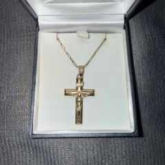 9ct Gold Chain and Cross