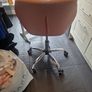 swivel chair Image 3