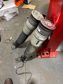 Bmw 730d shock absorbers